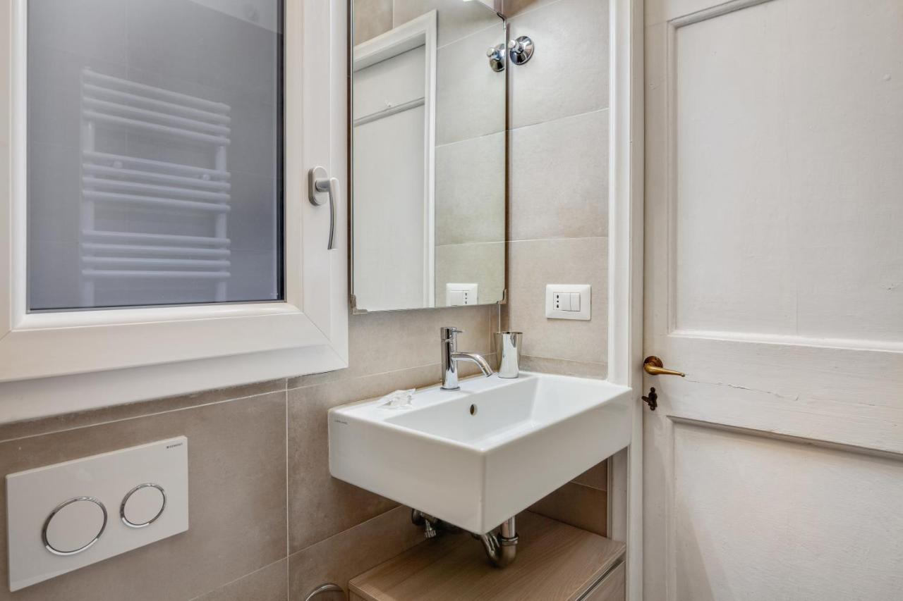 Porta Rossa Apartments Near Ponte Vecchio Флоренция Екстериор снимка