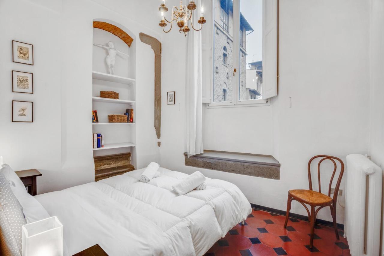 Porta Rossa Apartments Near Ponte Vecchio Флоренция Екстериор снимка