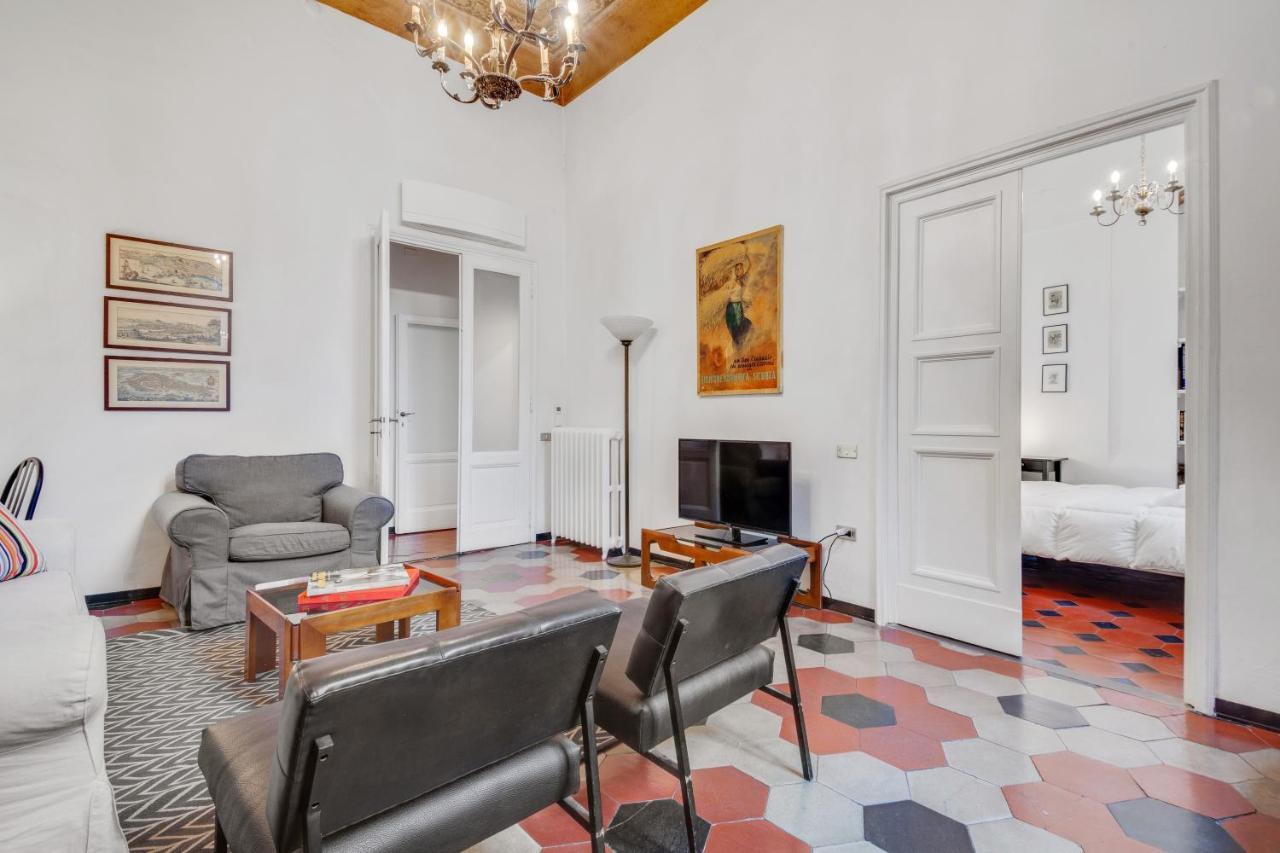 Porta Rossa Apartments Near Ponte Vecchio Флоренция Екстериор снимка